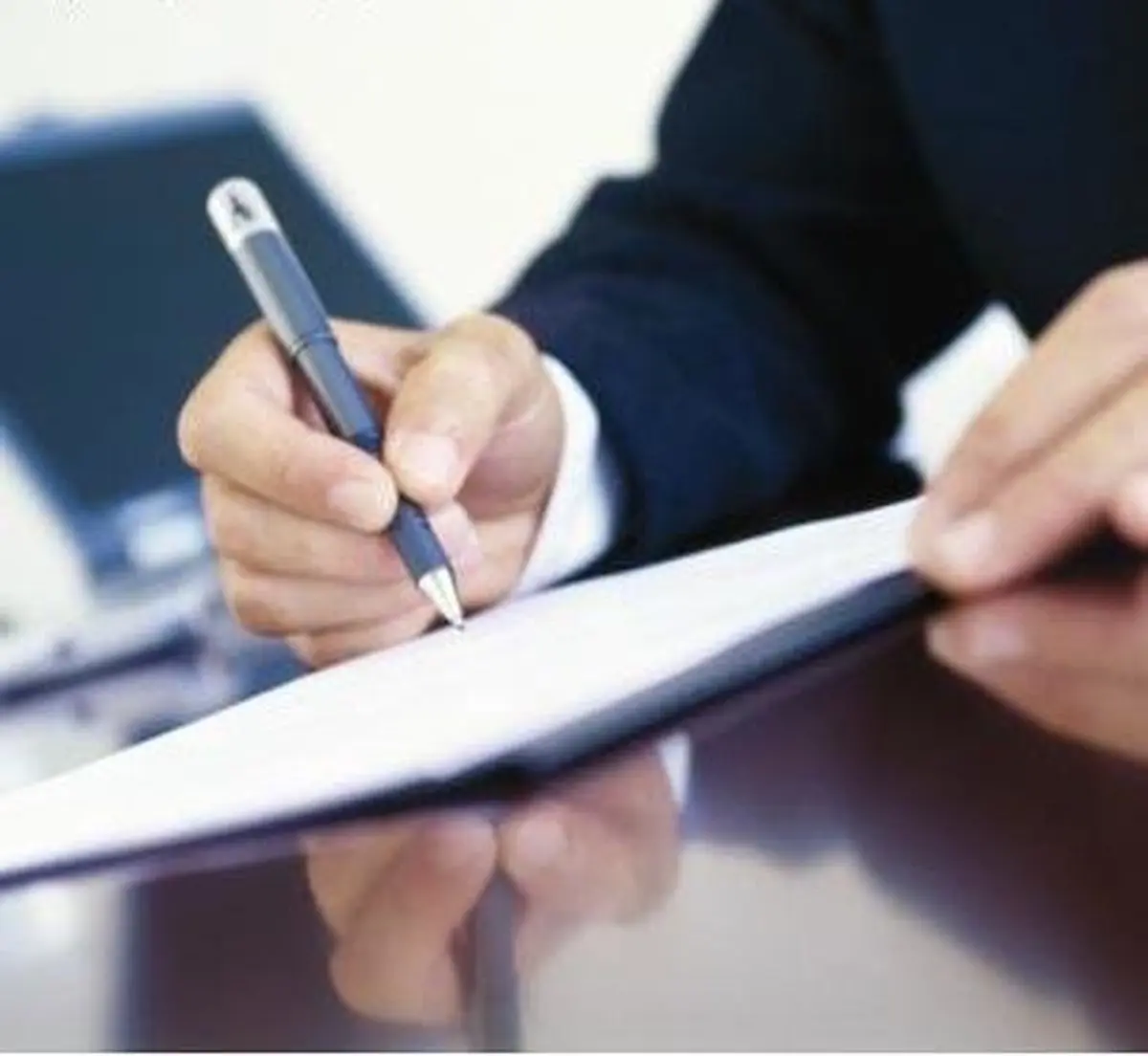 درخواست وزیر اقتصاد از رییس کل بانک مرکزی

