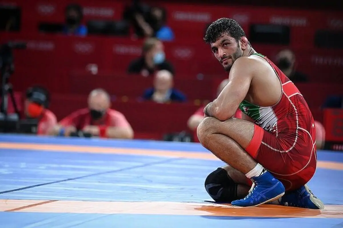 پدر حسن یزدانی به سیم آخر زد | عصبانیت شدید از دست مسئولان فدراسیون کشتی + ویدئو