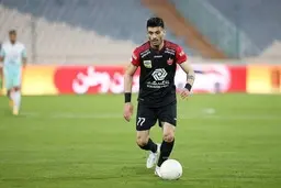 
تست کرونای سعید آقایی مثبت شد؛ مدافع پرسپولیس از سفر «گوا» جا ماند
