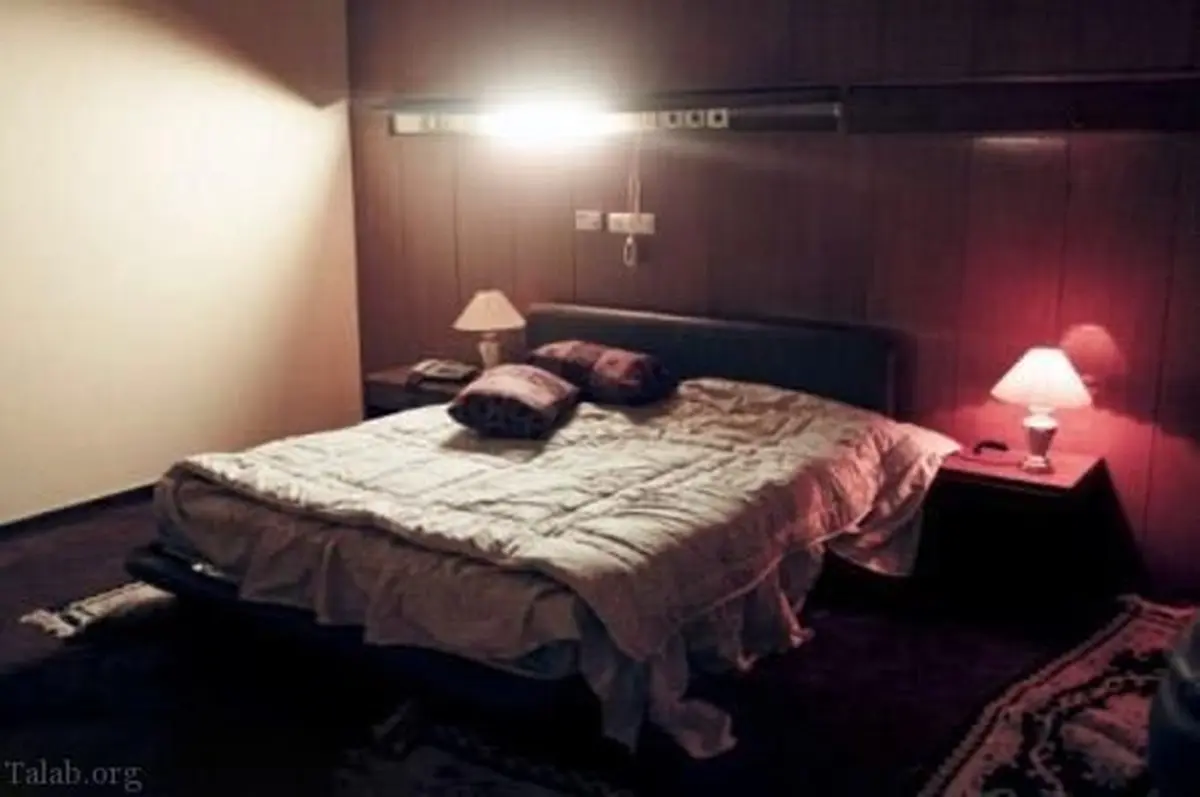 عکس‌های لورفته از یک مرکز فساد در یک محله‌ی عجیب | ‌‌‌‌تجارت جنجالی روسپی‌ها 