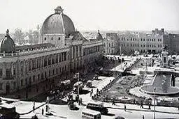 ویدئوی نایاب و دیده نشده از میدان توپخانه تهران در قدیم