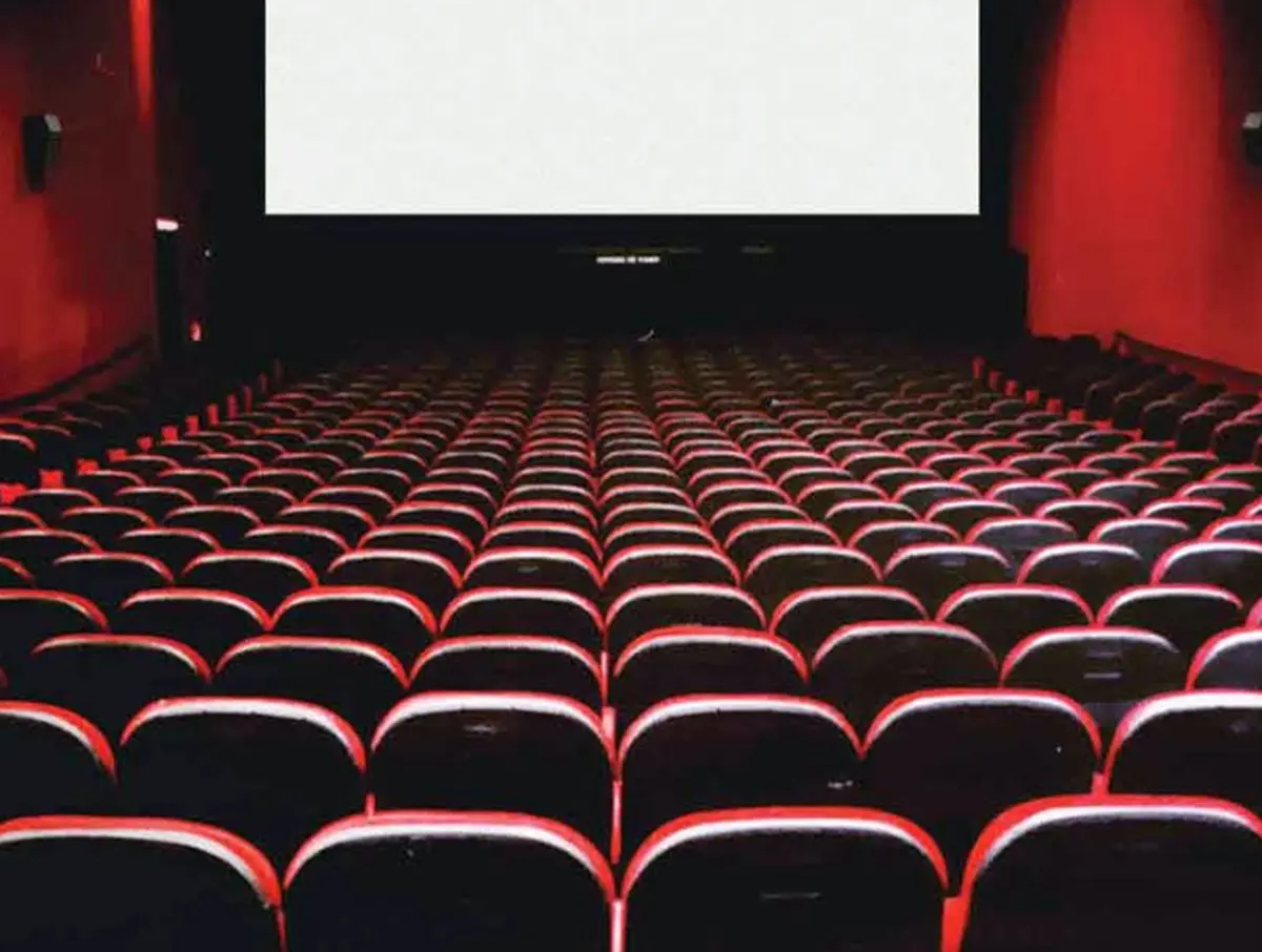 تا چه روزی نمی‌توان به سینما رفت؟ | دلیلی تعطیلی سینما چیست؟