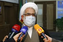 
دادستان کل کشور  |   توقیف کشتی کره ای با شکایت یکی از سازمان‌ها انجام شده