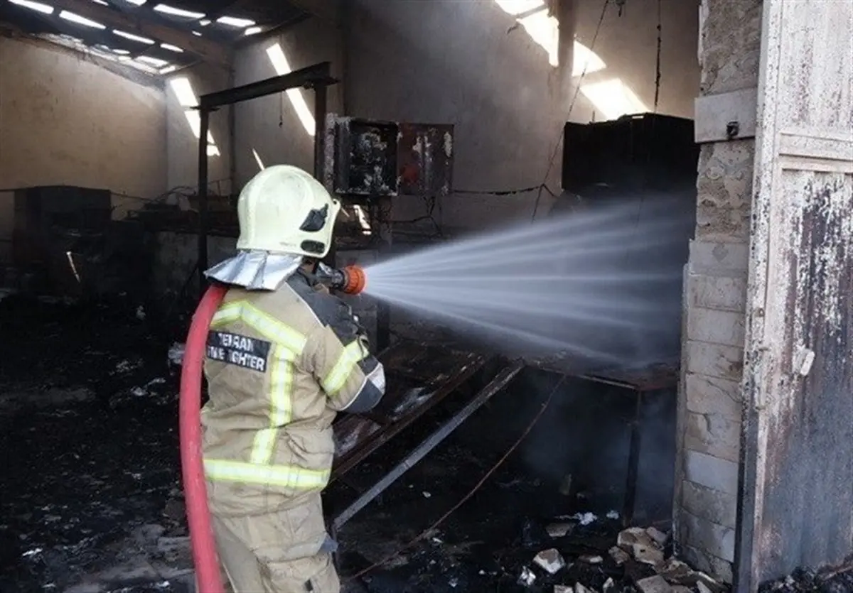 آتش‌سوزی در پردیس ۱ کیش | بخشی از این بازار تخریب شد