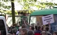 
تظاهرات مردم آلمان علیه ادامه محدودیت‌ها به دلیل کرونا
