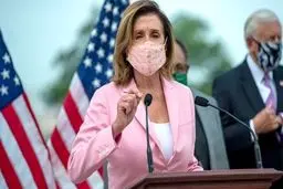 پلوسی :  باید پیگرد حقوقی علیه ترامپ انجام شود.