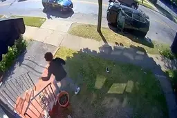 دزدها در حین تعقیب گریز واژگون شدند |  ماشین دزدها واژگون شد+ ویدئو