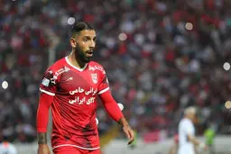 واکنش دژاگه به فحاشی هواداران و درگیری با شجاع