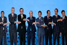 اتحاد بزرگ در غیاب آمریکا