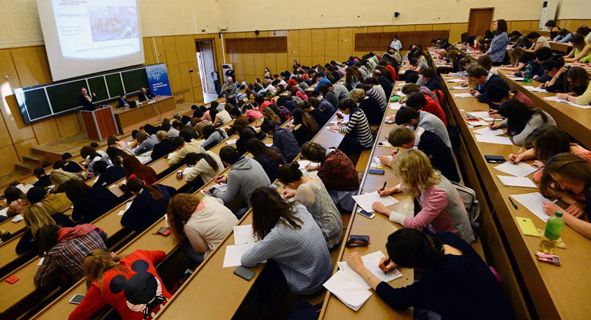 
دانشجویان ایرانی در روسیه اجازه کار پیدا کردند
