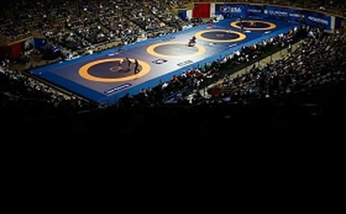 در شان رییس کشتی نیست تسبیح دست بگیرد و در مسابقات جهانی تخمه بشکند!