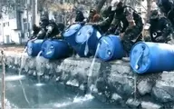 طالبان سه هزار لیتر مشروبات الکلی را در رودخانه ریختند+ویدئو