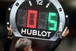 فدراسیون فوتبال اسپانیا  | قانون پنج تعویض در دسته یک و دو لالیگا 