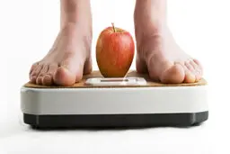 برای مبارزه با گرسنگی هنگام رژیم چه کنیم؟