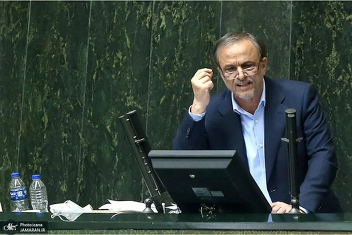 اولین اعتراف رسمی یک وزیر به انحصار ایران خودرو و سایپا | رزم حسینی: فضا را برای رقابت با خودروسازان دولتی باز خواهیم کرد