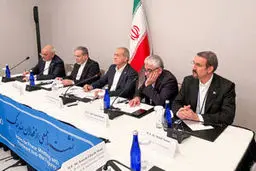 پزشکیان در دیدار با فعالان ضدجنگ: تحریم‌ها پایان راه نیست