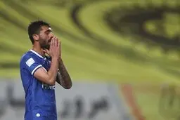 استقلال مقابل سپاهان بی‌برنامه بود|تعویض‌ها تأثیری در نتیجه نداشت