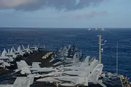 دومین ناوهواپیمابر آمریکا درگیر کرونا شد 