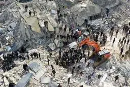 فرار ۲۰ داعشی از زندانی در سوریه بعد از زلزله | وحشت از فرار داعشی‌ها از زندان با زلزله بزرگ ترکیه - سوریه !