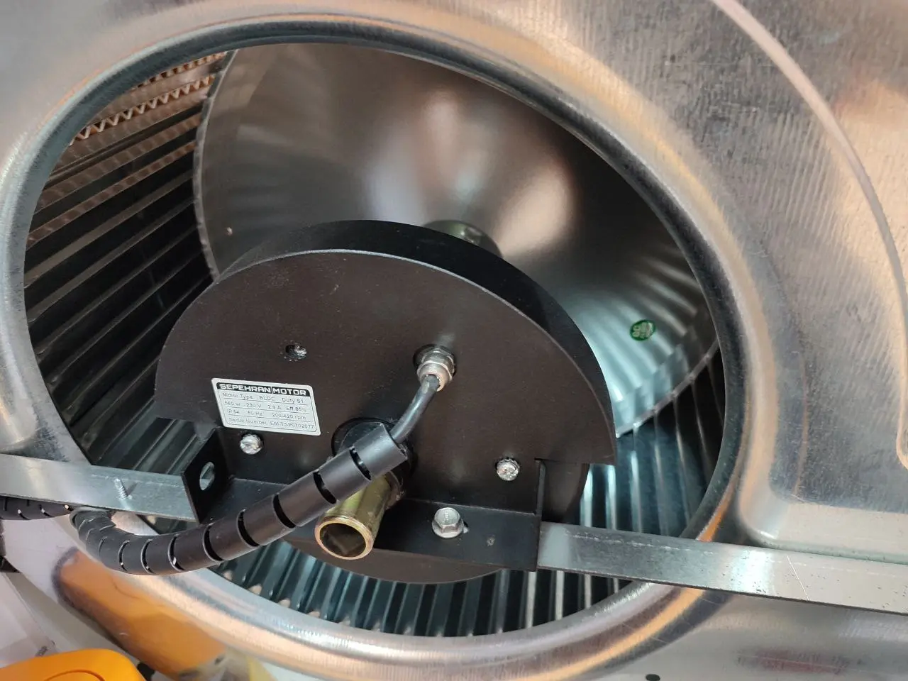 جایگزینی کولرهای آبی با موتور BLDC: گامی به سوی مصرف بهینه‌تر انرژی و رفع کمبود برق
