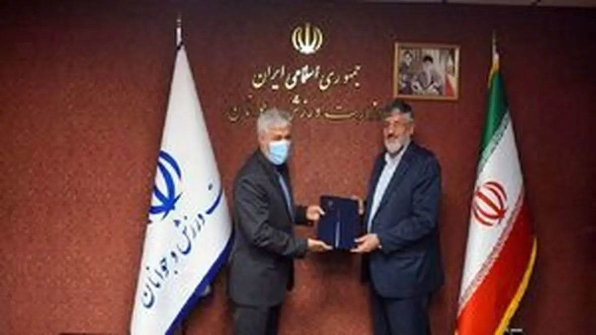 اظهارات وزیر ورزش درباره ورود تماشاگران به ورزشگاه‌ها