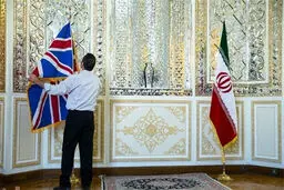 خطیب‌زاده: مسیر مذاکرات پرداخت بدهی دولت انگلیس به ایران، از مسیر مذاکرات وین جداست