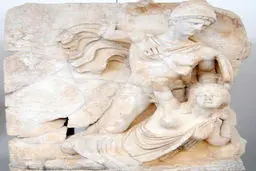 آرش، تیرت را سوی روم بینداز