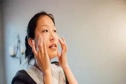 پاکسازی پوست به روش طبیعی 
