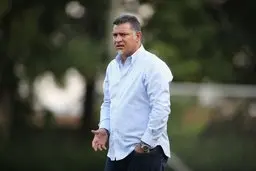 روش جدید تلویزیون برای آشتی با علی دایی