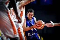 بسکتبال| مشایخی: امیدوارم پترو در لیگ بسکتبال بماند/ آپشن قراردادها را نگرفته‌ایم