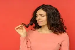 این علامتو رو موهات دیدی، سریع آزمایش خون بده
