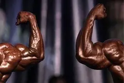 حکم دو  بدنساز ایران به دلیل دوپینگ صادرشد 