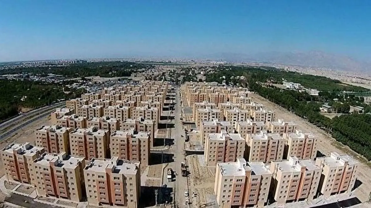 وزیر راه‌: شناسایی افرادی که مالک بیش از ۹۰ واحد مسکونی در تهران هستند |ورود پول‌های سوداگرانه به بازار مسکن