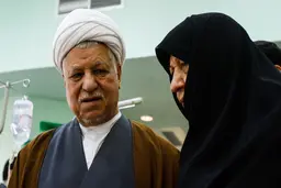 روایت روزنامه شرق از حال و احوال این روزهای عفت مرعشی| عفت مرعشی در خانه بدون هاشمی نماند 

