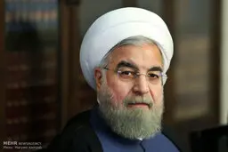 روحانی از برگزیدگان جایزه کتاب سال تقدیر کرد