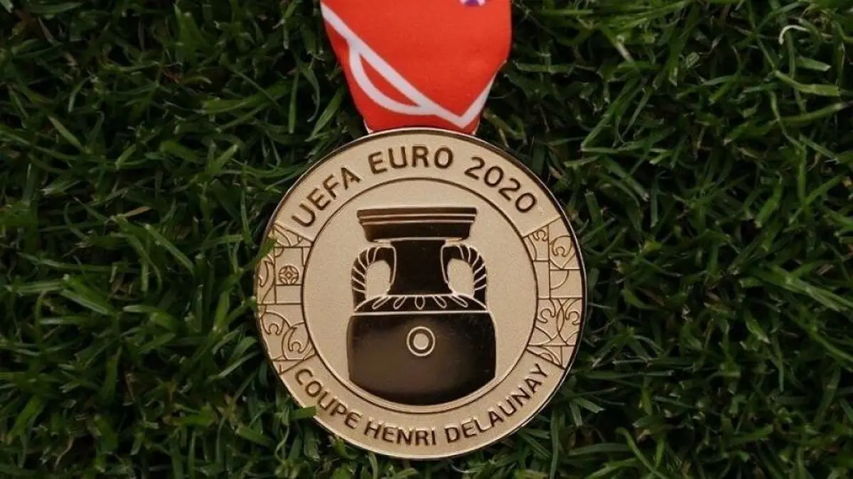 رونمایی از مدال قهرمان یورو ۲۰۲۰|عکس