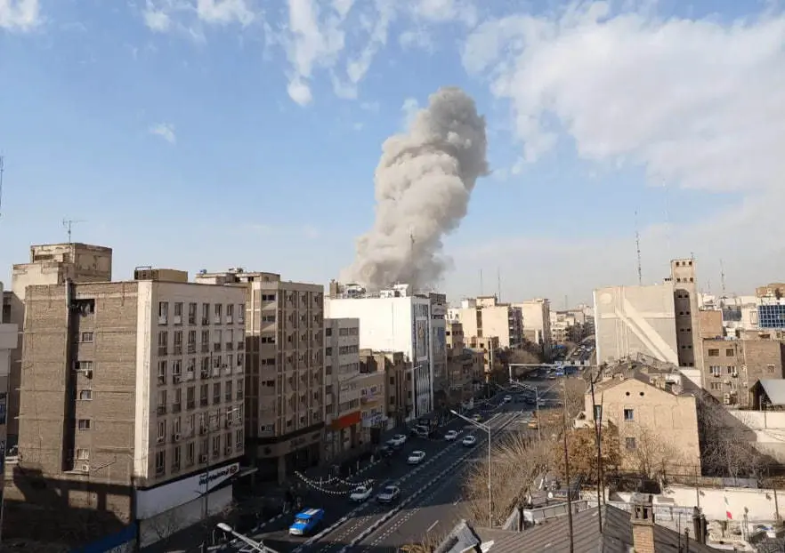 صدای چند انفجار جدید در شمال و شرق تهران شنیده شد