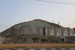 رضایی: ورود زمین به بورس باعث افزایش قیمت مسکن می‌شود