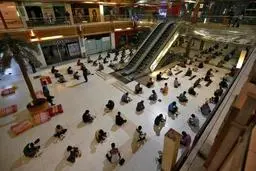 دیدنی‌های امروز؛ از عادی‌سازی در چین تا دشواری قرنطینه در هند 