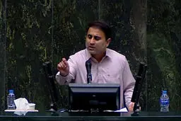 
۲۵۰ تا ۳۰۰ هزار میلیارد تومان کسری بودجه داریم