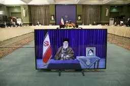   مقام معظم رهبری :بازگشایی اماکن مقدس بستگی به تشخیص ستاد مبارزه با کرونا دارد.
