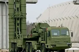 
روسیه در حال انتقال سامانه‌های موشکی به مرز با فنلاند است

