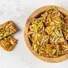 دستور پخت سریع شیرینی سوهان زعفرانی |  همه فکر می‌کنند از قنادی خریدید! +ویدئو