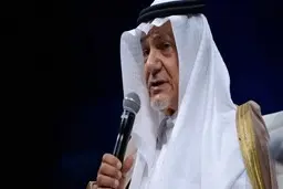 
ادعای ترکی فیصل: وقتی سعودی قربانی حملات موشکی و پهپادی ایران است