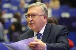 اولیانوف: برای اولین بار در ۱۰ سال گذشته، جلسه شورای حکام آژانس در پرتو نظارت‌های قطعنامه ۲۲۳۱ نخواهد بود | گروسی در این نشست تنها یک گزارش پادمانی درباره ایران ارائه می‌کند | این یکی از نتایج تجاوز اسرائیل و آمریکا علیه ایران است
