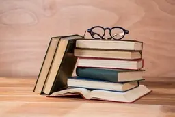 کتابی که پس از نیم قرن به کتابخانه برگشت داده شد! + عکس