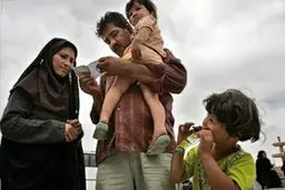 
 ۵۷۰ نفراز فرزندانی که حاصل ازدواج زنان با مردان خارجی هستندشناسنامه دارشدند
