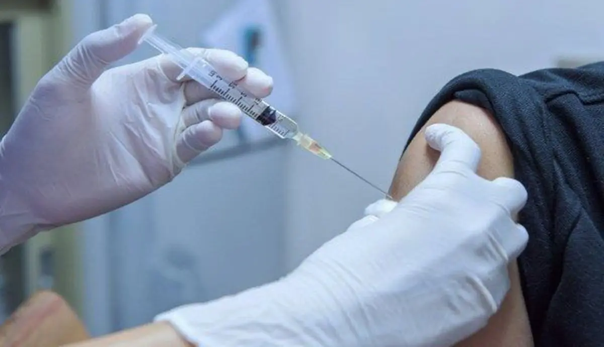 واکسیناسیون مددجویان و کادر درمان مراکز ماده ۱۶ آغاز شد