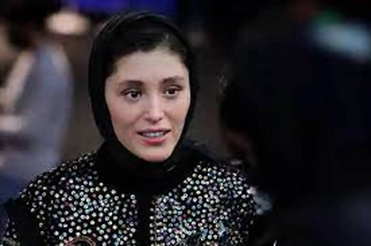 گریه فرشته حسینی برای نوید محمدزاده+ویدئو
