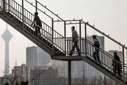 
افزایش آلودگی هوای تهران در پی بازگشایی مراکز آموزشی
